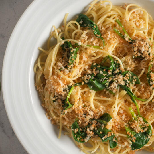 Vegetarian Spinach and Garlic Bread Crumb Pasta Dempster's